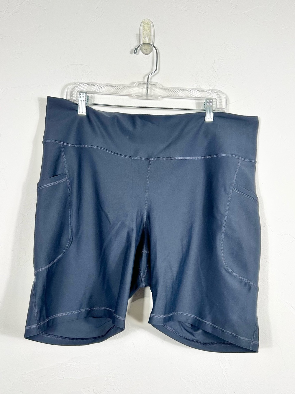 Old Navy Active PowerSoft High Rise Bike Shorts XXL Blue Go-Dry Pockets